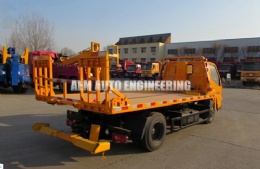 2 Ton Full Landing Low Angle Flatbed Wrecker with Ladder